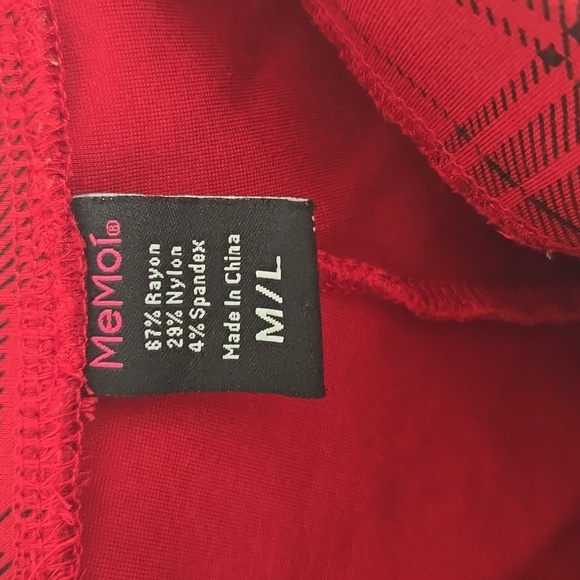Memoi Red Black Plaid Legging Pants Size Medium/Large - Picture 3 of 3